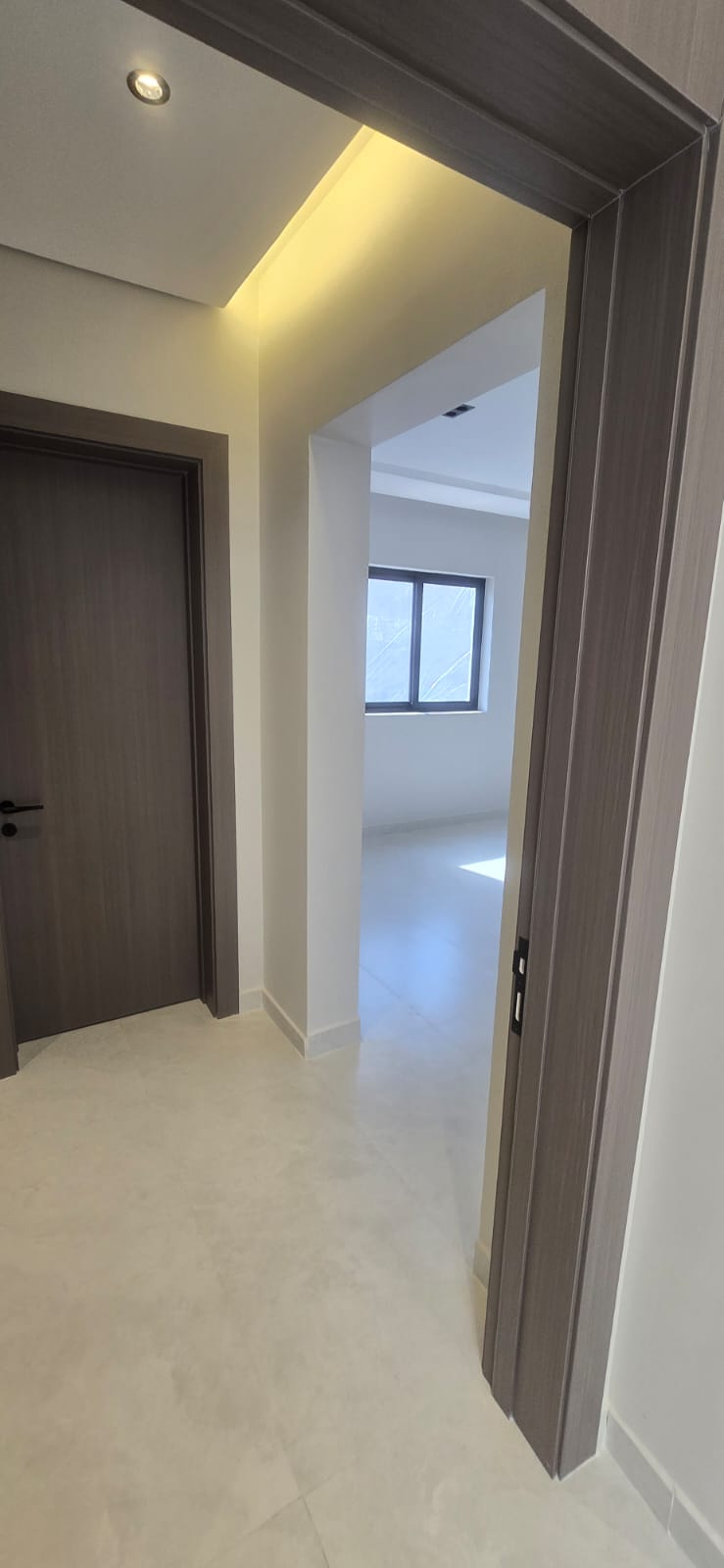 🏠 **For Rent: Two Apartments in a Duplex System (Townhouse)** 